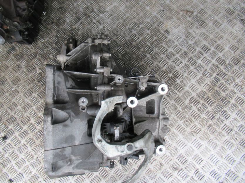 FORD TRANSIT CONNECT MK2 LIFT 2022 SKRZYNIA BIEGÓW 1.5 TDCI ECOBLUE 120KM