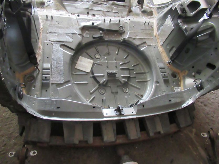 FORD KUGA MK2 II 2.0 TDCI 4X4 PAS TYŁ WANNA