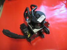 VOLVO V40 II lift R-DESING POMPA ABS P31423315 EUROPA