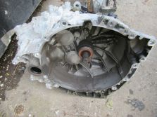 VOLVO V40 II SKRZYNIA T4 2.0 T 190KM HUR3-7201-D2M2A P1286425 JU3R 7002 DHB