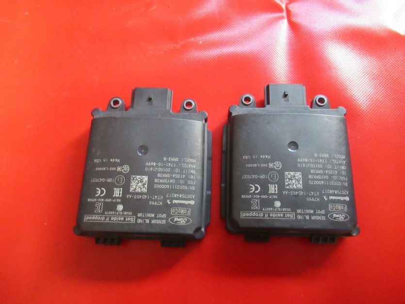 DODGE DURANGO RADAR TYŁ A2C75848217 KT4T-14D453-AA