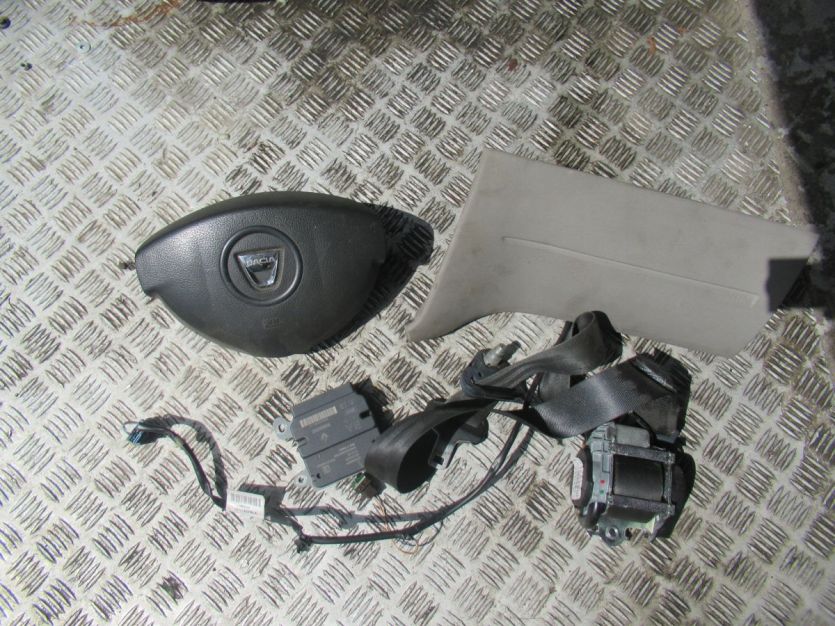 DACIA DOKKER LODGY PODUSZKI PRZÓD