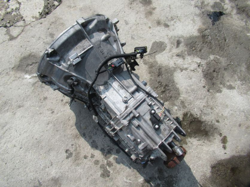 JAGUAR XF 2017 R. SKRZYNIA 2.0 180 Km 1089301128 S712525664S