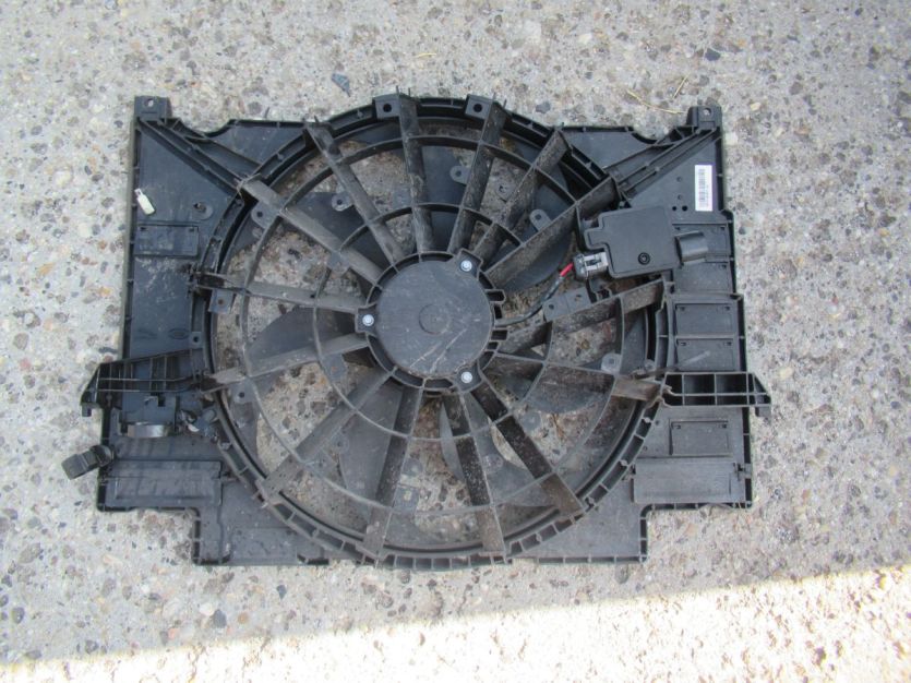 JAGUAR XF 2017 R. 2.0 WENTYLATOR GX73-8C607-AE