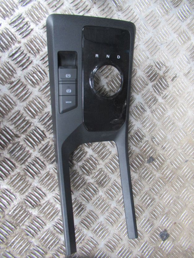 MG3 MG 3 1.5 HYBRID 2024 R. PRZEŁĄCZNIK