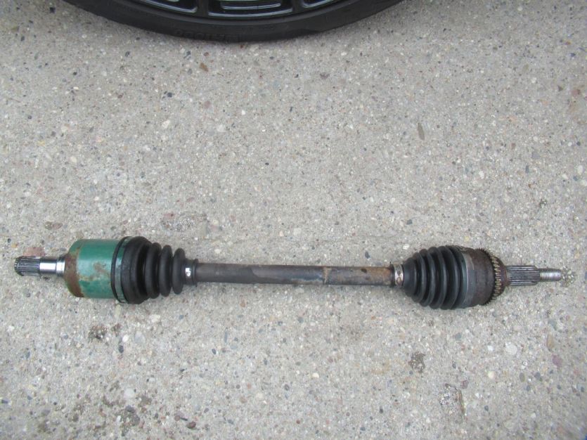 SUZUKI SWIFT MK6 1.3 16V 4X4 PÓŁOS LEWA LEWY PRZÓD