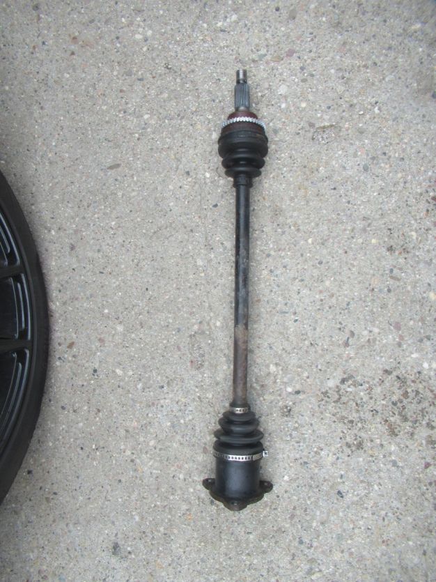 SUZUKI SWIFT MK6 1.3 16V 4X4 PÓŁOS LEWY TYŁ