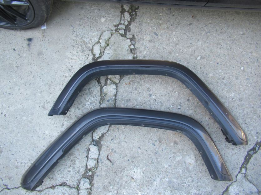 JEEP WRANGLER JL SAHARA 4D 2018+ BŁOTNIK PRAWY TYŁ