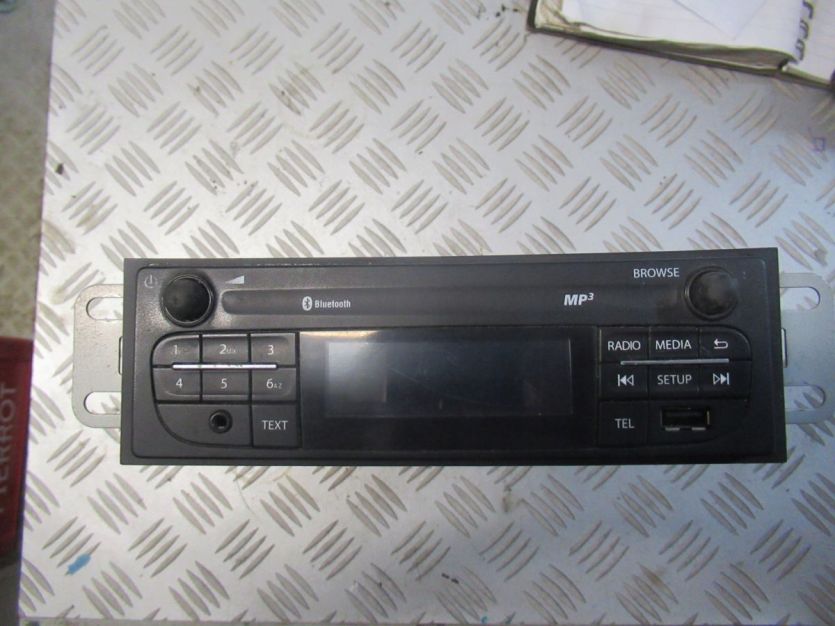 RENAULT TRAFIC III 1.6 DCI RADIO