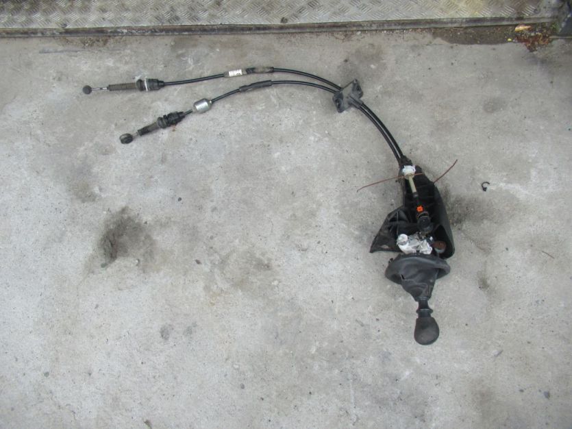 RENAULT TRAFIC III 1.6 DCI LINKI ZMIANY BIEGÓW