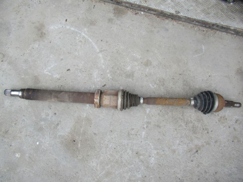 TRANSIT COURIER MK2 1.5 TDCI PÓŁOŚ PRAWA