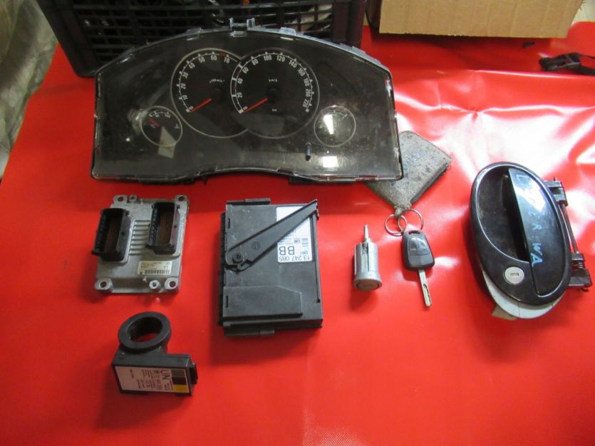 OPEL MERIVA A KOMPUTER STEROWNIK 55353613