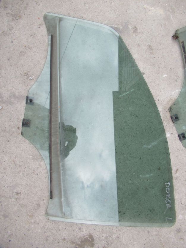 DACIA LODGY DOKKER SZYBA LEWY PRZÓD 2013