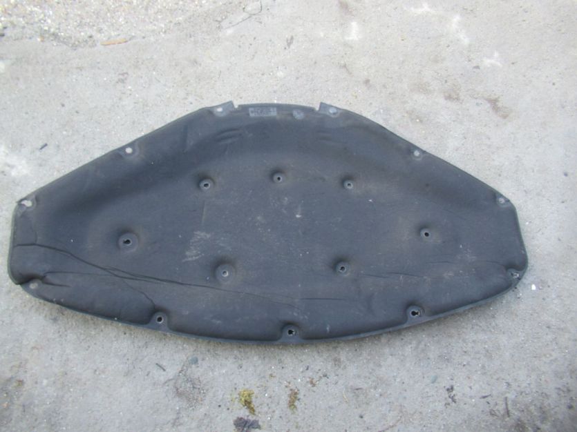 BMW 4 F36 430i 16 r. wygłuszenie MASKI