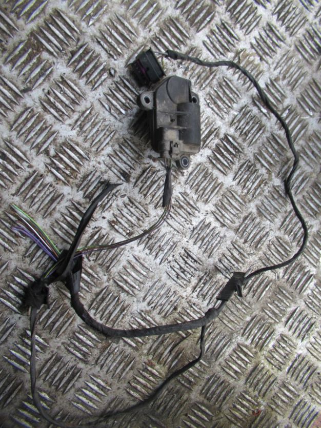 BMW 4 F36 430i 16 r. SILNICZEK 16252170028 8632145