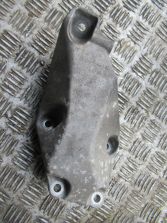 BMW 4 F36 430i 16 r. ŁAPA SILNIKA 185747 6861401