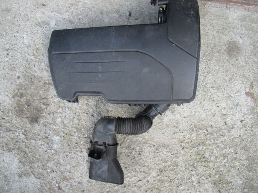 DACIA SANDERO II LOGAN II 1.2 OBUDOWA FILTRA POWIETRZA 8200517765