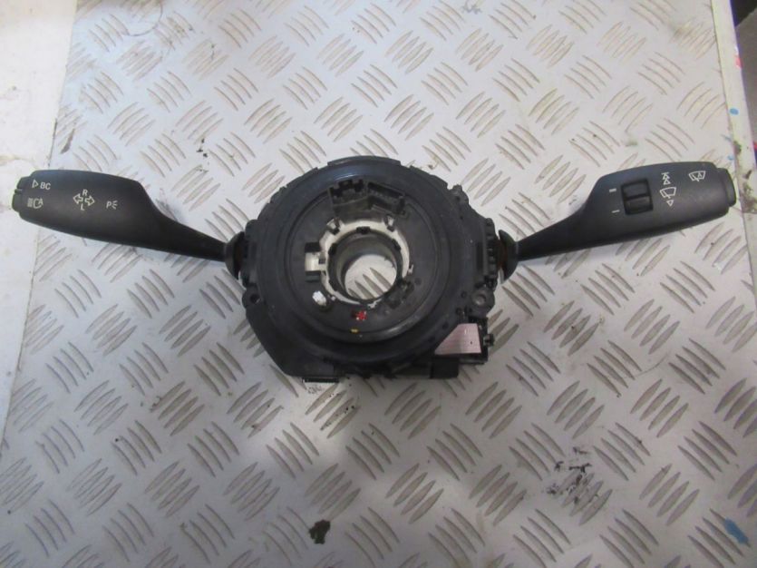 BMW 4 F36 430i 16 r. PRZEŁACZNIK POD KIEROWNICA 9351145-02 10112149-02