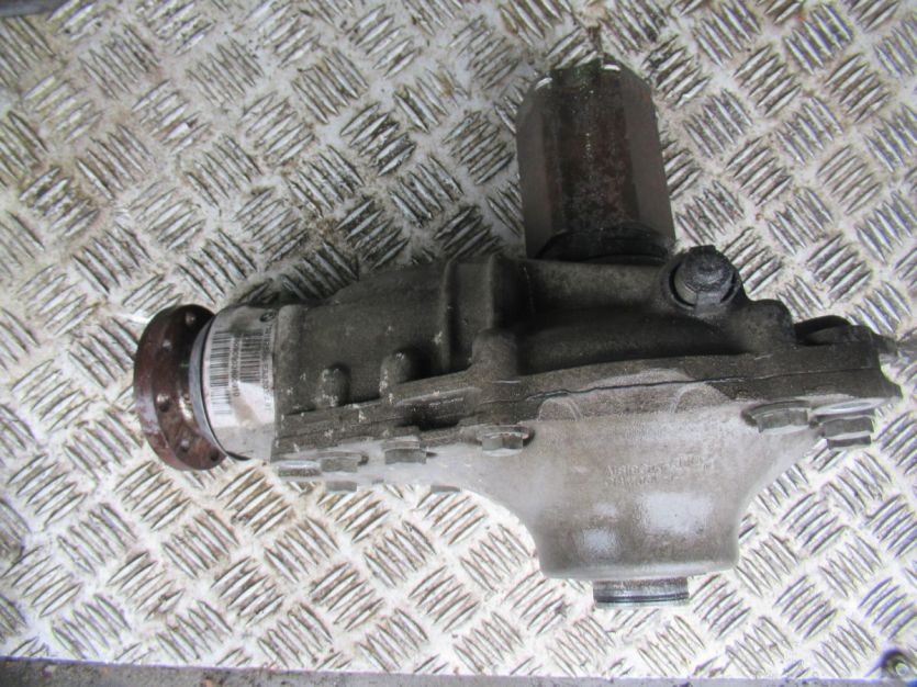 BMW 4 F36 430i 16 r. 2.0 I 252 KM MOST PRZÓD DYFER 7591995 7591995-06 2.81