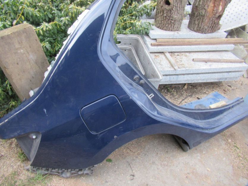 LOGAN II SEDAN LIFT 2017 R. 17-20 BŁOTNIK PRAWY TYŁ WYSYŁKA