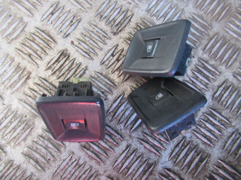 DACIA LODGY DOKKER PRZEŁĄCZNIK SZYBY TYŁ