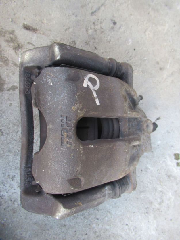 DACIA LODGY DOKKER 1.6 8V ZACISK HAMULCOWY PRAWY PRZÓD