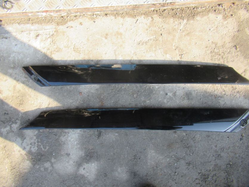 HYUNDAI VELOSTER LISTWA SZYBY OSŁONA SŁUBKA PRAWA 2013 R WYSYŁKA