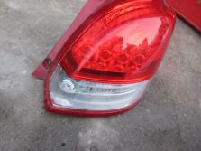 HYUNDAI VELOSTER LAMPA PRAWY TYŁ PRAWA 2013 R