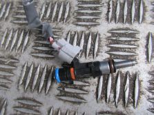 SANDERO II STEPWAY LIFT 18 R. 0.9 900 TCE WTRYSKIWACZ PALIWA 166004787R