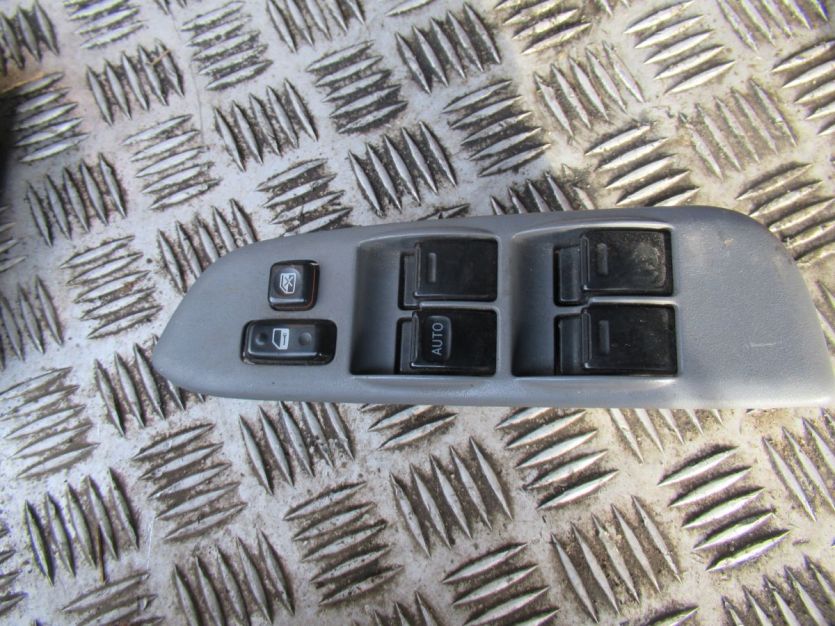 toyota rav4 II II 2.0 D PRZEŁĄCZNIK SZYBY LEWY 2002 R. 84820-42090