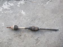 toyota rav4 II II 2.0 D. PÓŁOŚ PRAWA 2002 R.