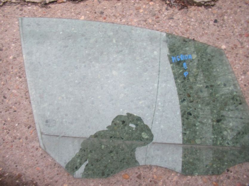 OPEL MERIVA B LIFT 1.4 T SZYBA PRAWY PRZÓD 2014 R