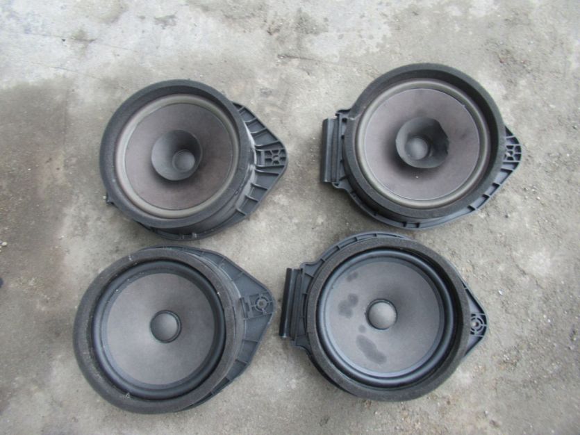 OPEL MERIVA B LIFT 1.4 T GŁOSNIK TYŁ