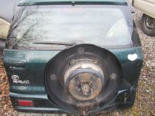 toyota rav4 II rav-4 II 2002 2003 R. KLAPA BAGAZNIKA