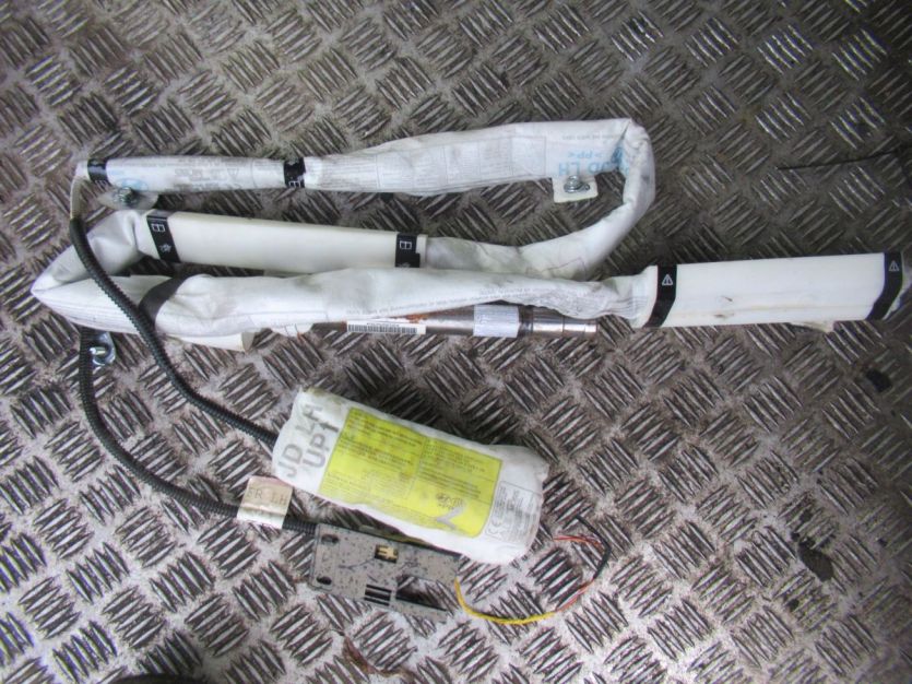 KIA CEED II HB 2014 R. PODUSZKA FOTELA LEWA KURTYNA