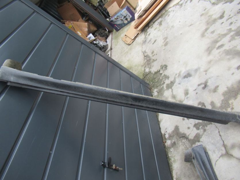 NISSAN JUKE I LIFT 2015 R. LISTWA PROGOWA PRÓG PRAWY 76850-1KA6A