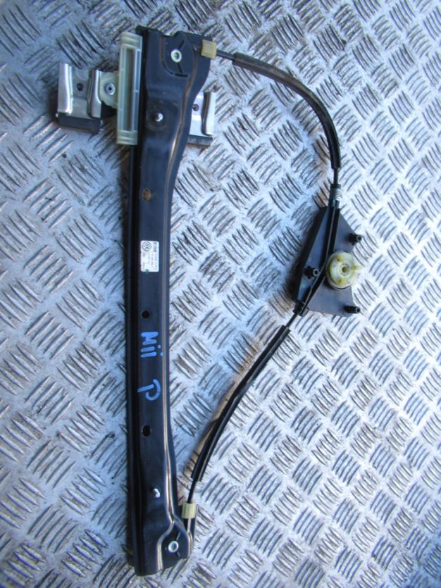 SEAT MII MECHANIZM PODNOSNIK SZYBY PRAWY 1S3837462A