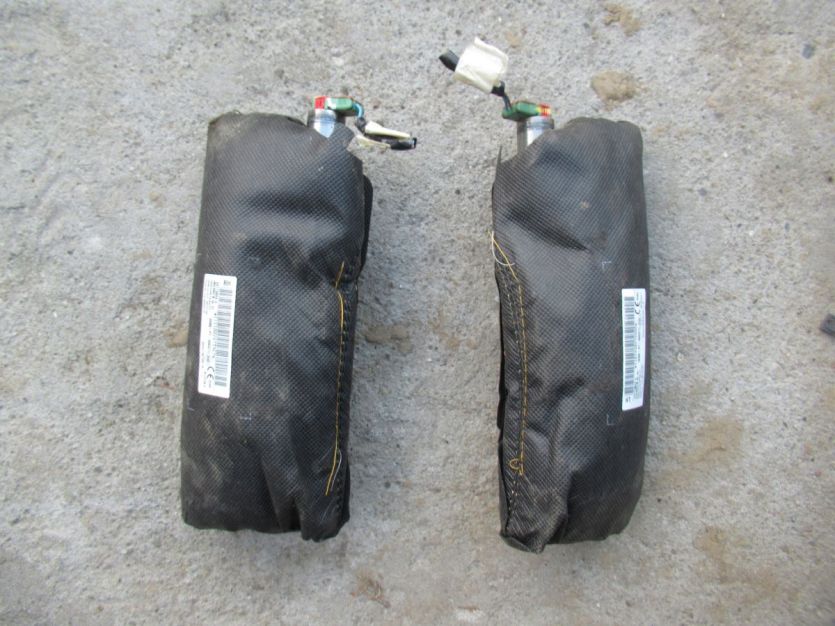 SANDERO II LIFT 2019 R. PODUSZKA FOTELA PRAWA