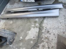 BMW E81 E87 5D PRÓG LEWY SPACEGRAU