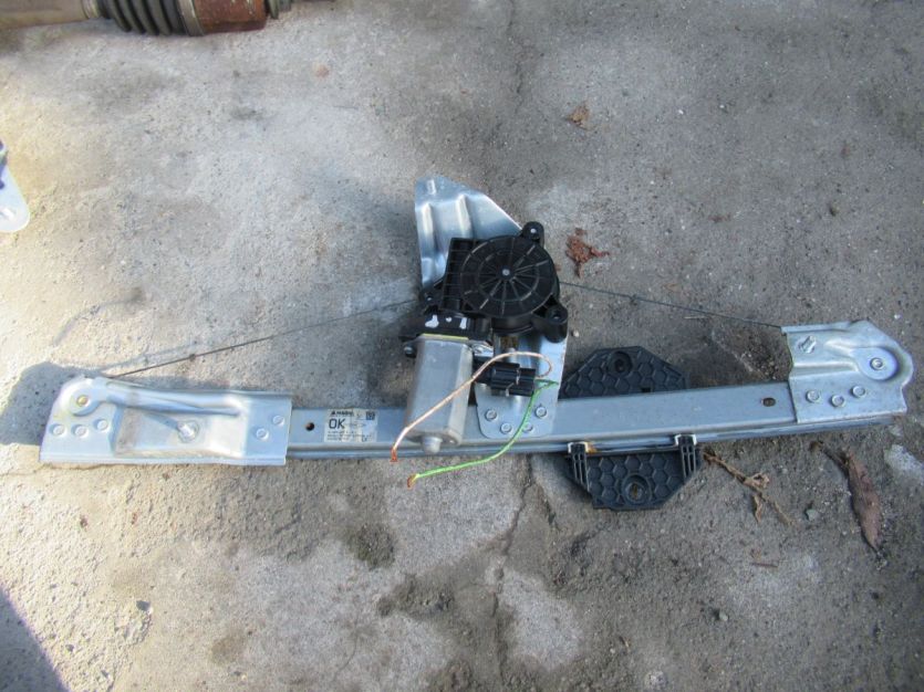 LOGAN II MCV KOMBI 2016 R. MECHANIZM SZYBY LEWY PRZÓD