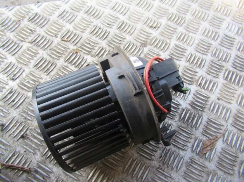 LOGAN II MCV KOMBI 2016 R. DMUCHAWA