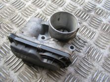 LOGAN II MCV KOMBI 2016 R. 1.2 PRZEPUSTNICA SILNIKA 8200568712E