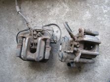 BMW F10 F11 2.0 D ZACISK HAMULCOWY PRAWY TYŁ