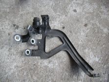 BMW F10 F11 2.0 D WSPORNIK ODBÓJ MASKI LEWY PRZÓD