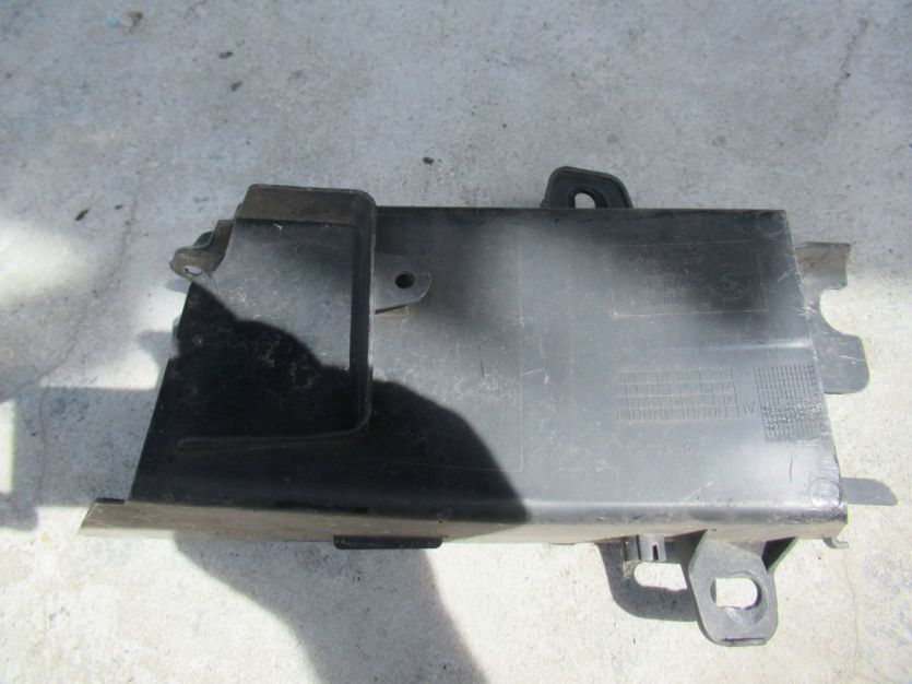 BMW F10 F11 2.0 D WLOT POWIETRZA PRAWY 7200798