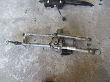 PEUGEOT 5008 II 2018 R. MECHANIZM WYCIERACZEK PRZÓD 3397022076