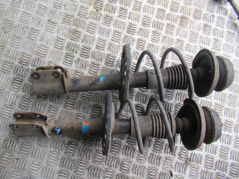 DACIA SANDERO II 1.2 AMORTYZATOR PRAWY PRZÓD