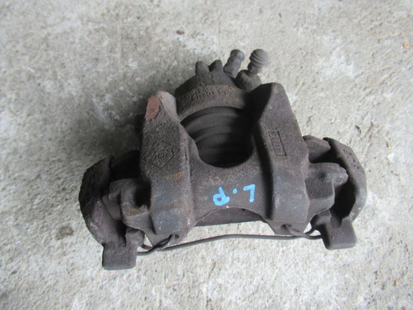 DACIA SANDERO II 1.2 ZACISK HAMULCOWY LEWY PRZÓD