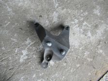 DACIA SANDERO II 1.2 ŁAPA SKRZYNI BIEGÓW