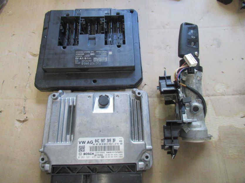 SKODA SCALA 1.0 KOMPUTER STEROWNIK 04C907309BP